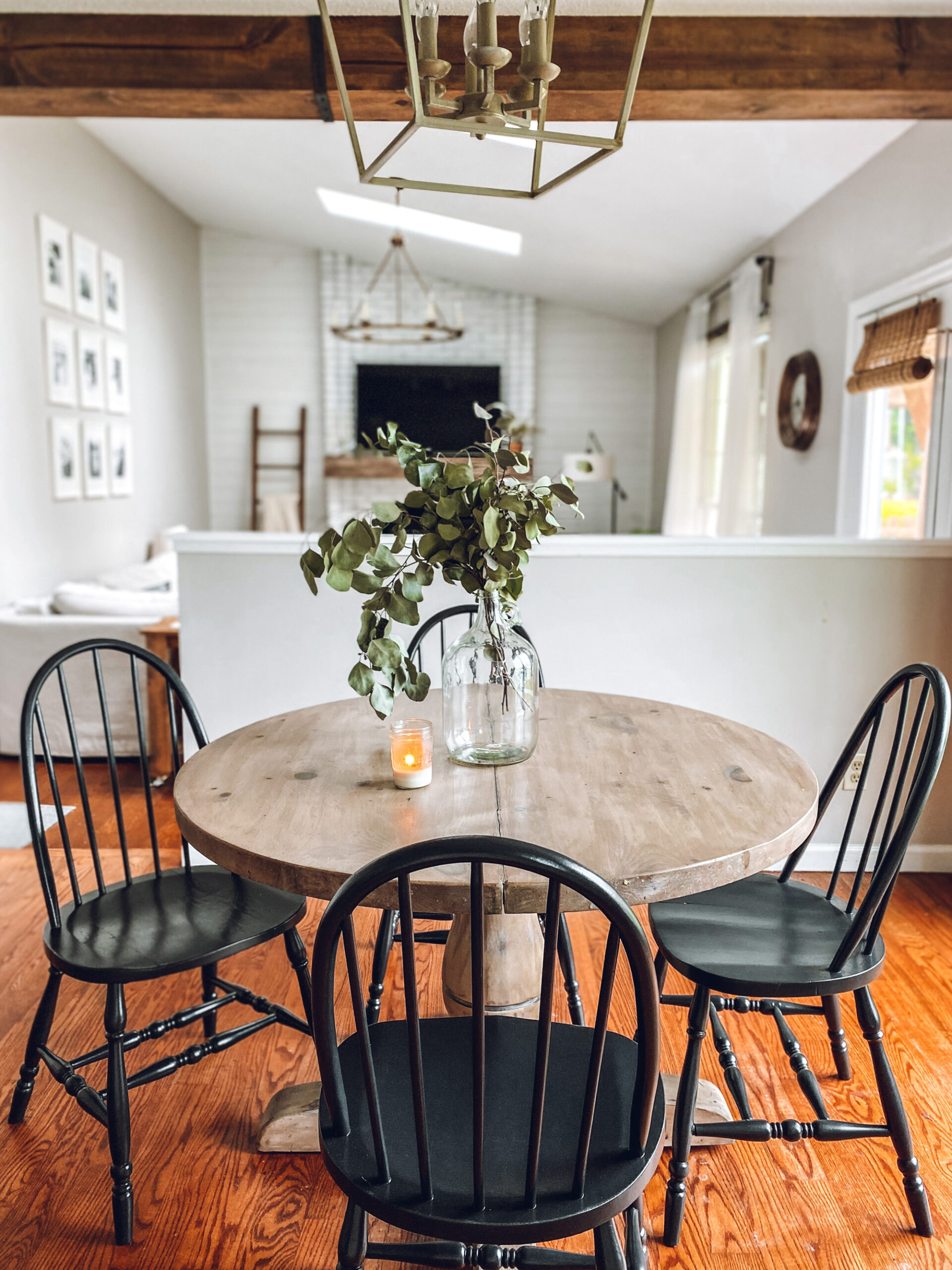 how to paint chairs