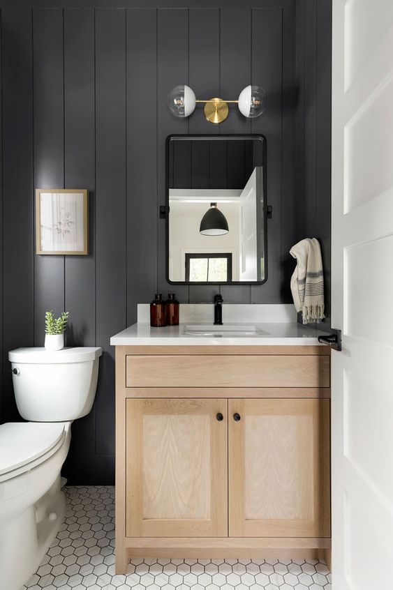 Small Bathroom Makeover Ideas – Hallstrom Home